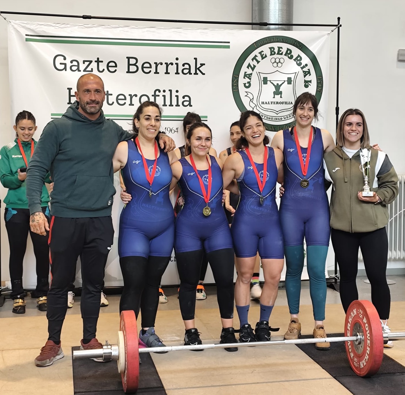 Gazte Berriak domina el Campeonato Navarro de Clubes de halterofilia en categoría femenina y Anaitasuna se impone en la masculina